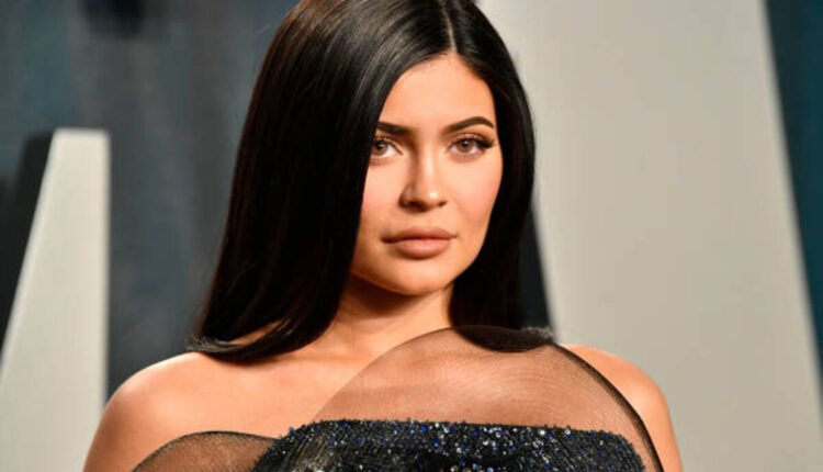 kylie jenner biography