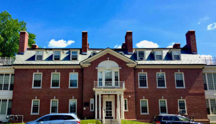 Parkin House - A One-Bedroom Home in Baltimore, Maryland