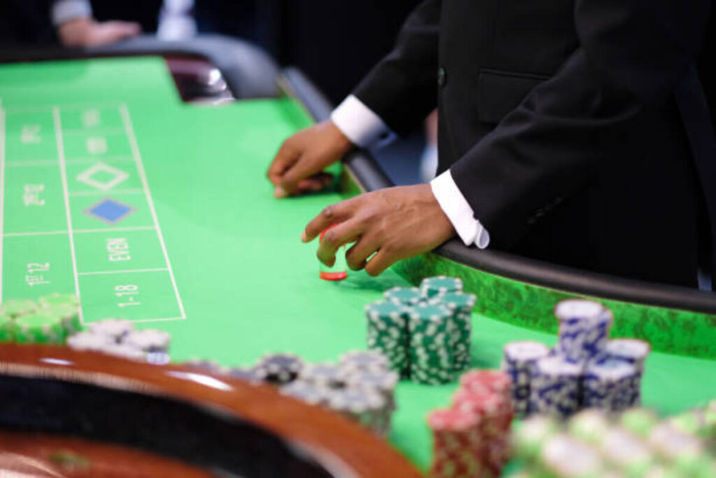 Play live casino online Entertainment.