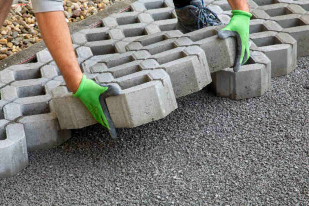 Choosing the Right Asphalt Contractor Ontario